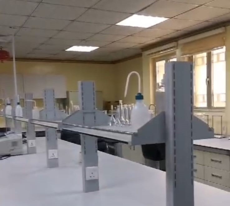 مختبر الكيمياء التحليلية Image